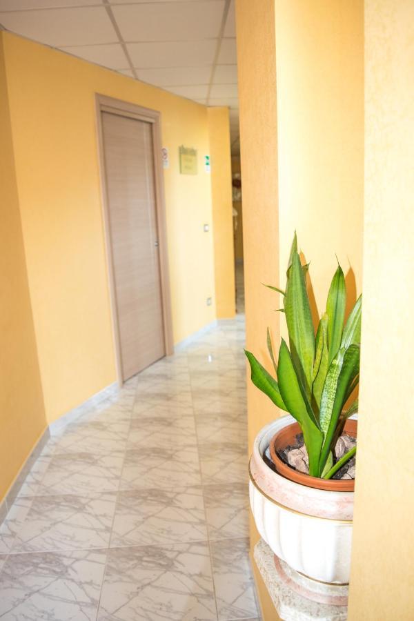 Hotel Ginevra Poggiomarino Екстериор снимка