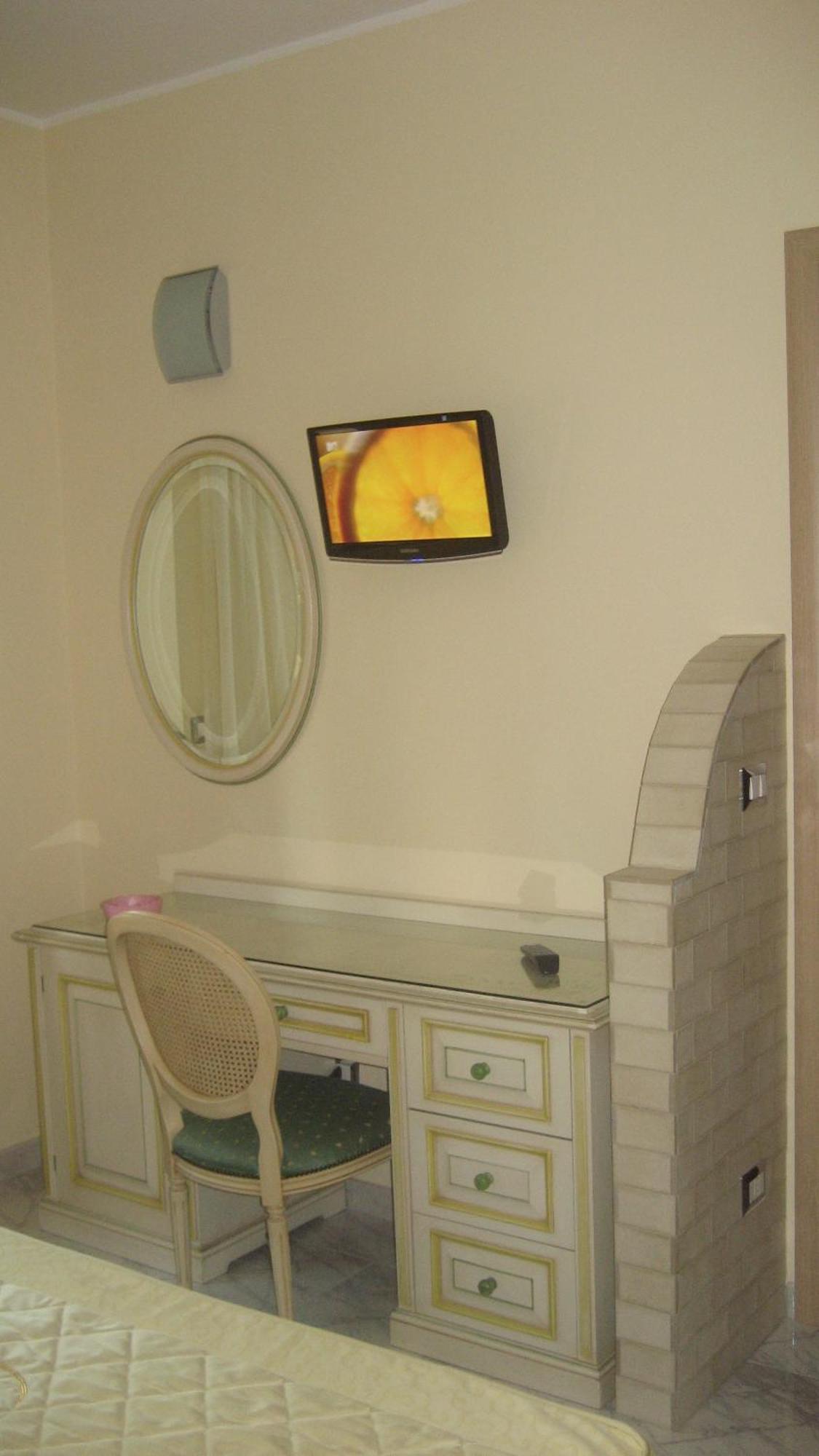 Hotel Ginevra Poggiomarino Екстериор снимка