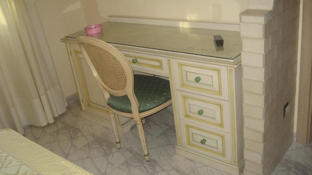 Hotel Ginevra Poggiomarino Екстериор снимка